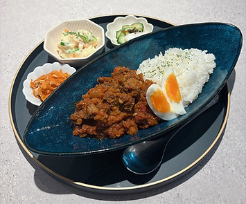 国産牛すじカレー定食