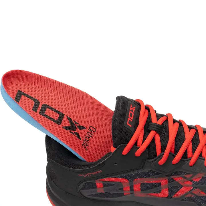 Thumbnail: AT10 LUX Padel Shoes Black/Red