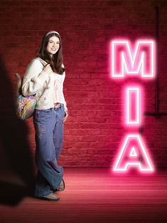 Mabel Spencer as Mia