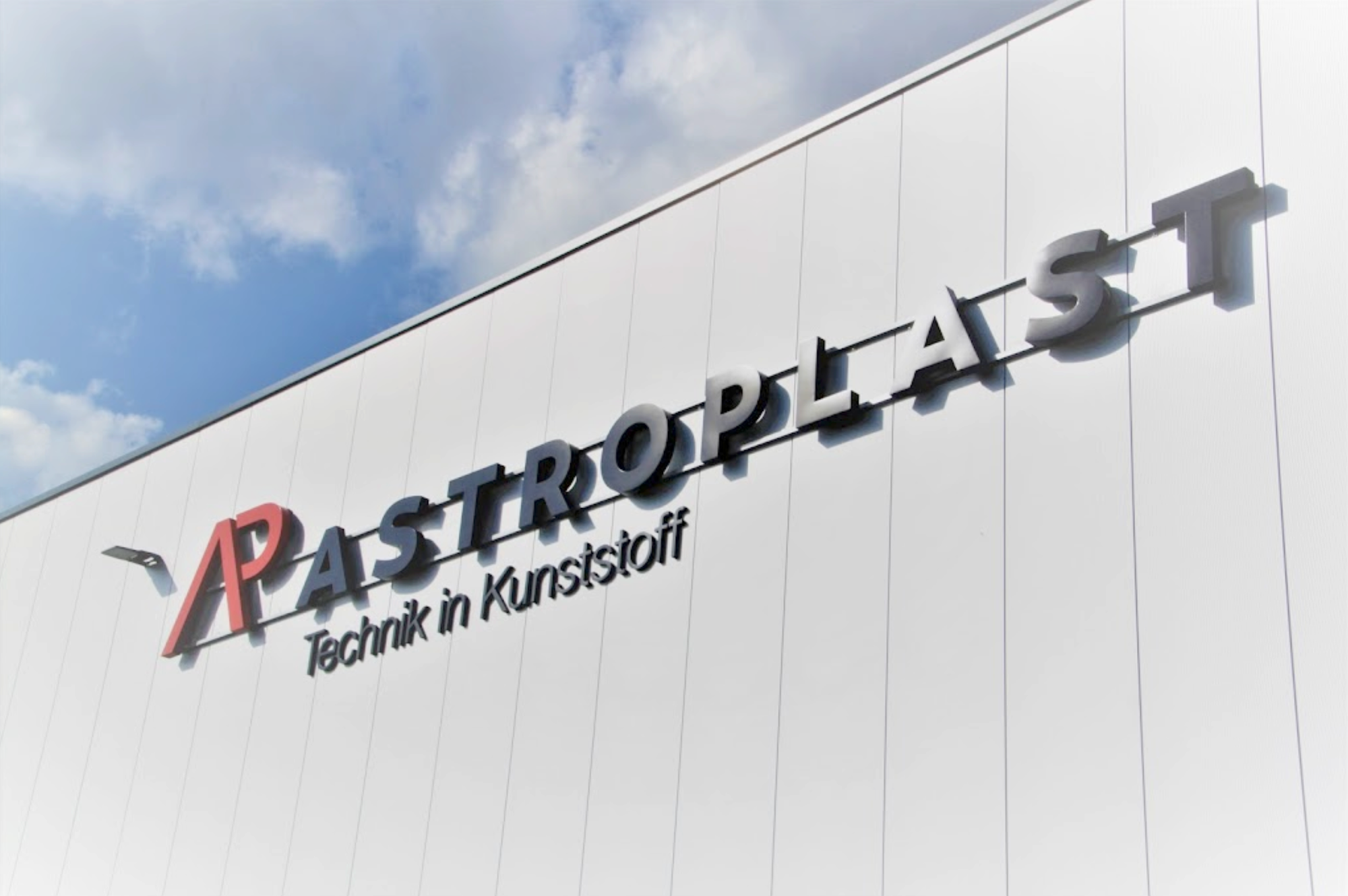 Technische Kunststoffformteile und Spulen | AstroPlast Kunststofftechnik