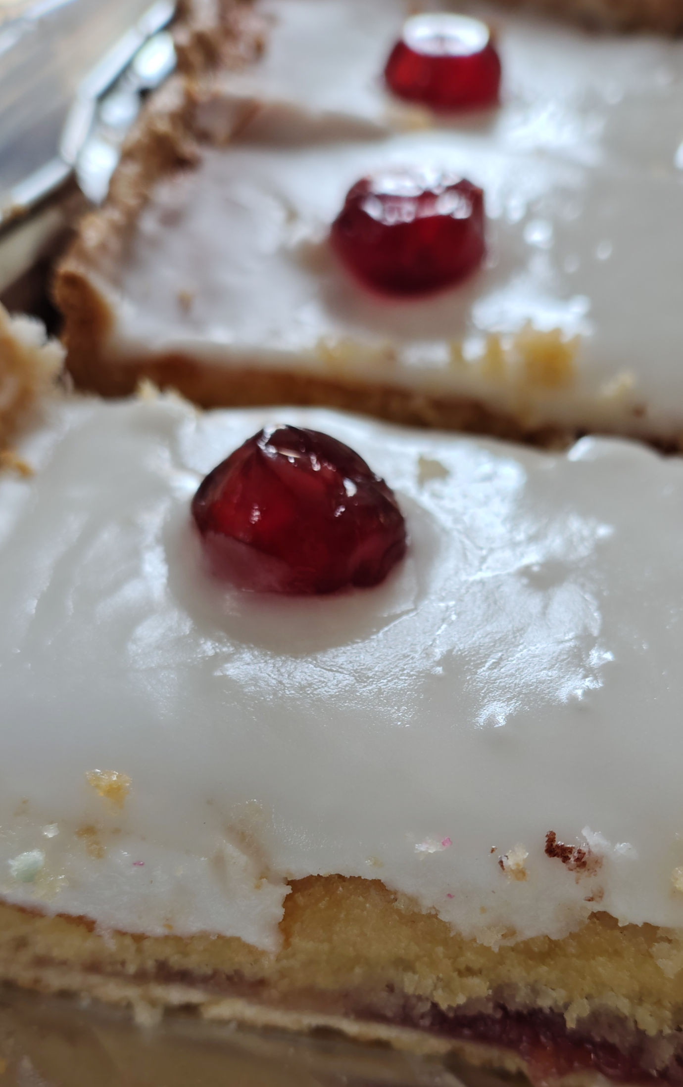 Bakewell Tart Traybake