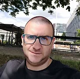 uno_JPG.webp