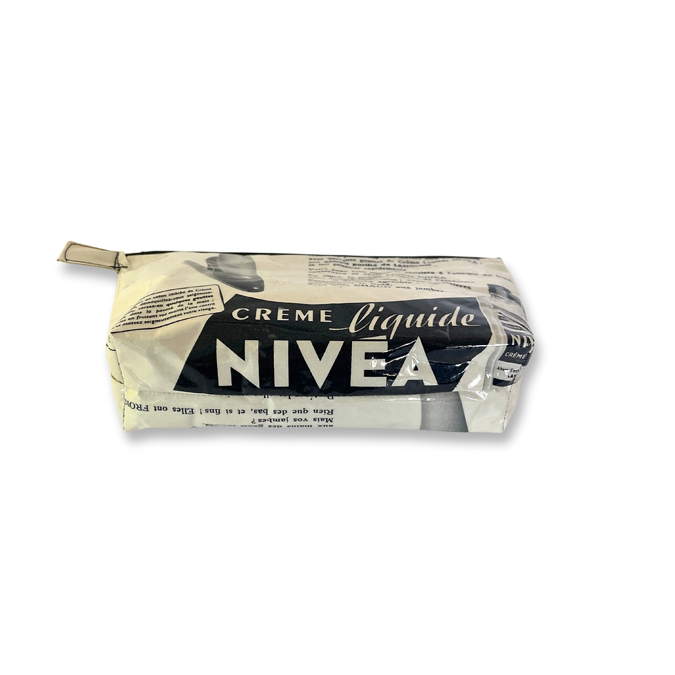 Miniature : TROUSSE "Nivea"