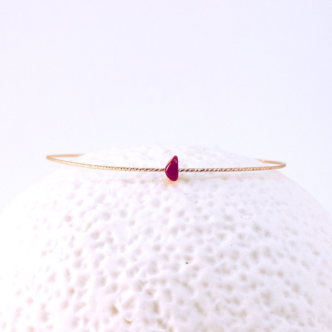 Bracelet diamanté en gold filled 14k et corail rouge