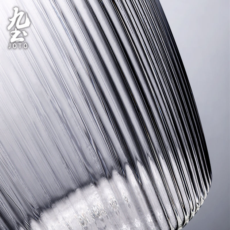 サムネイル： JOTO Handcrafted Glass Water Jug with Vertical Ribs CHR0624