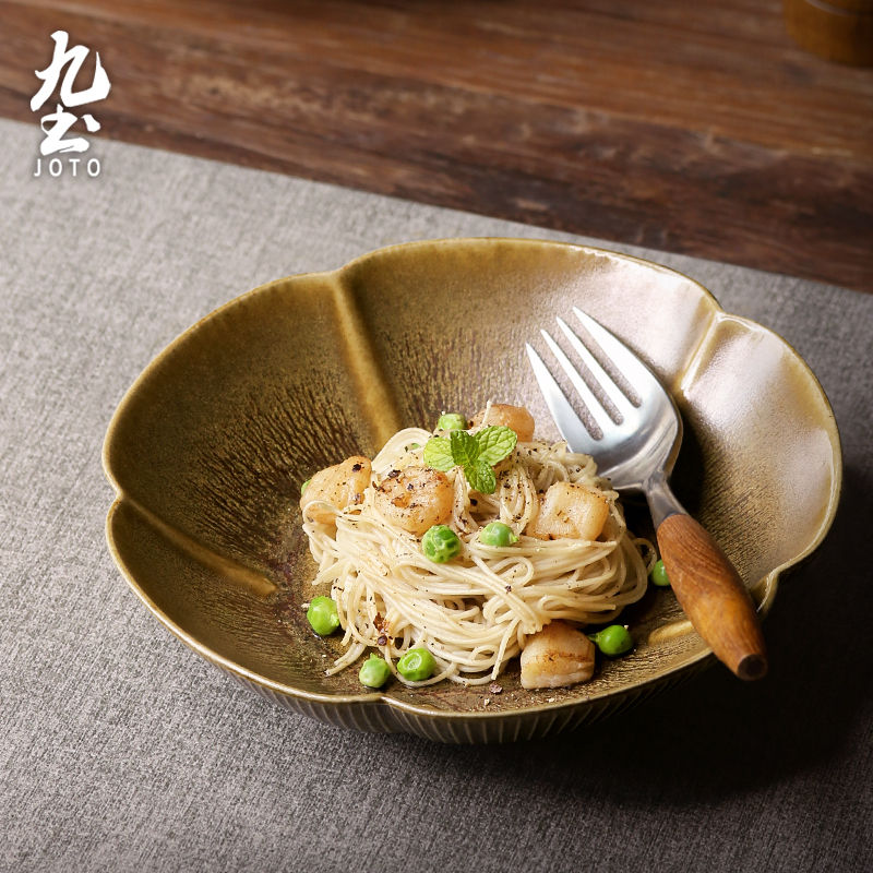 サムネイル： JOTO Handmade Rustic Ceramic Petal  Plate CJR0515