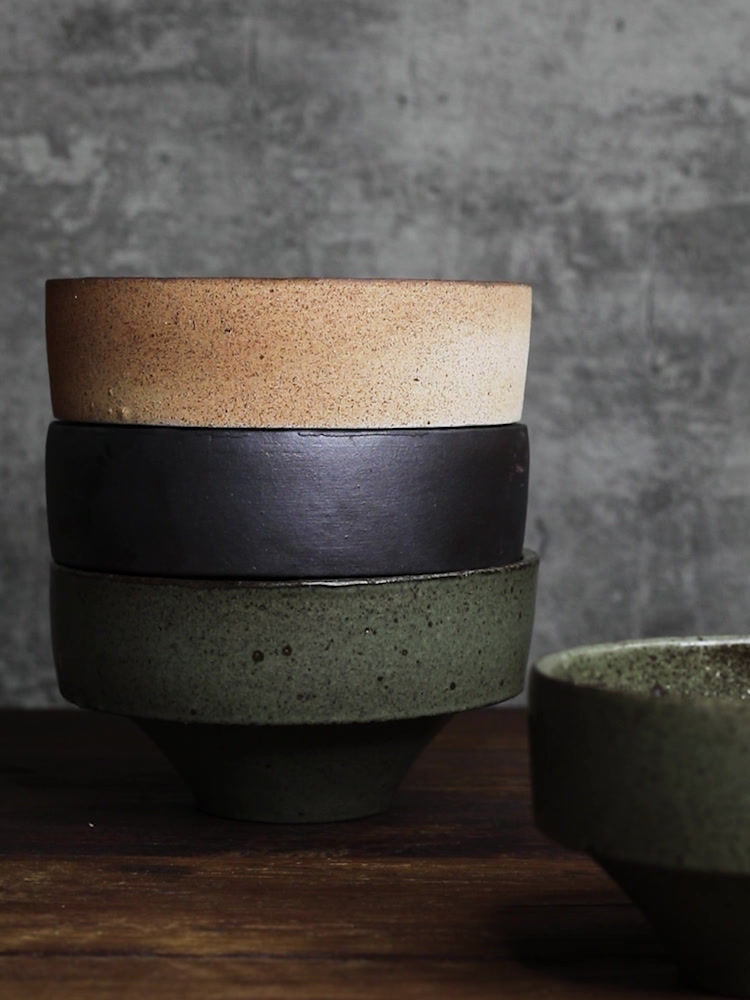 サムネイル： JOTO Zen Handmade Rough Ceramic Flower Arrangement Flower Vase DER0096