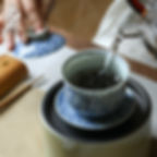 섬네일: JOTO Hand-Painted Blue and White Ceramic Gaiwan GWR0037