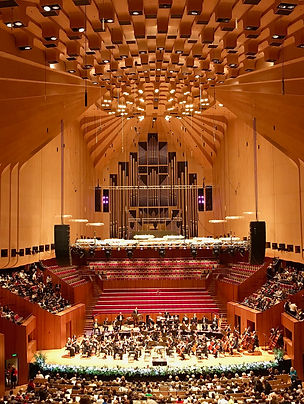Interior_of_Sydney_Opera_House_Concert_Hall_during_performance.jpeg
