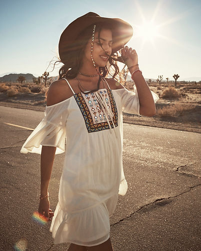 AR_3_10_WhiteDress.jpg