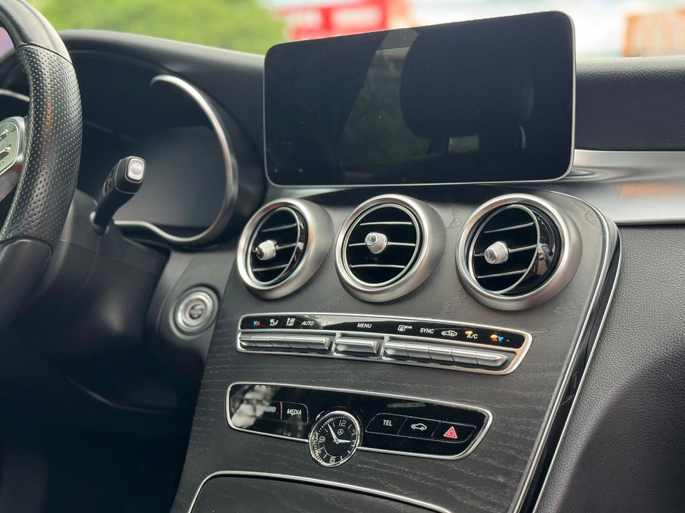 Miniatura: MERCEDES C300 AMG LINE 2019