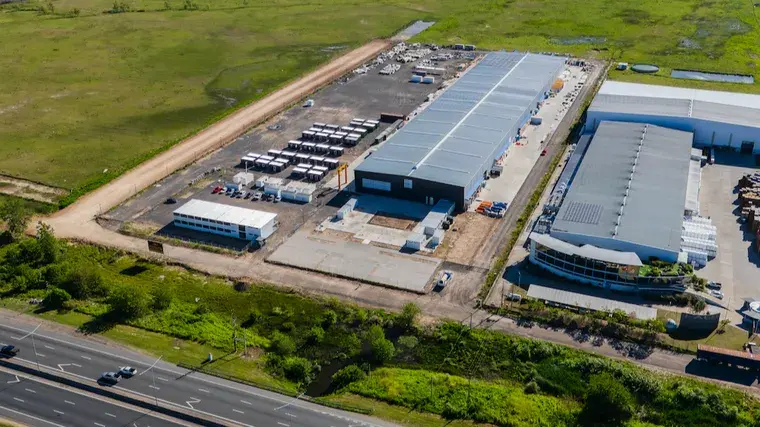 Es la empresa pionera de los baños químicos y hoy impulsa la construcción modular en Argentina