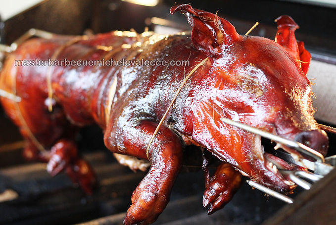 maialino allo spiedo