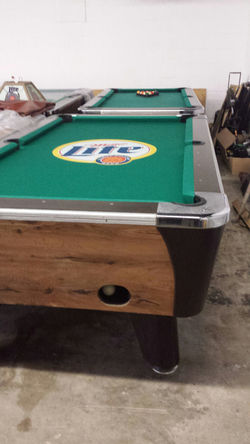 7FT DYNAMO POOL TABLE