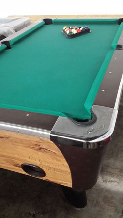 6FT DYNAMO COIN- OP POOL TABLE