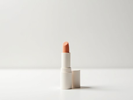 Choosing the Perfect Cruelty-Free Plumping Lip Balm