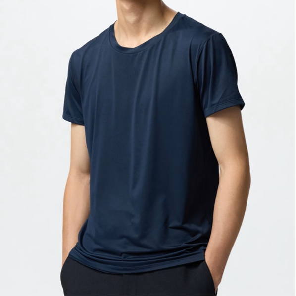 Thumbnail: UniQlo AIRism Crew Neck T-Shirt (Men) 482519