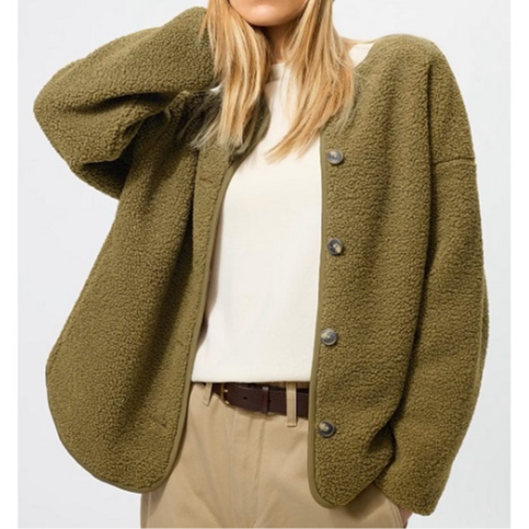 Thumbnail: UniQlo Boa Fleece Relaxed Cardigan  479616