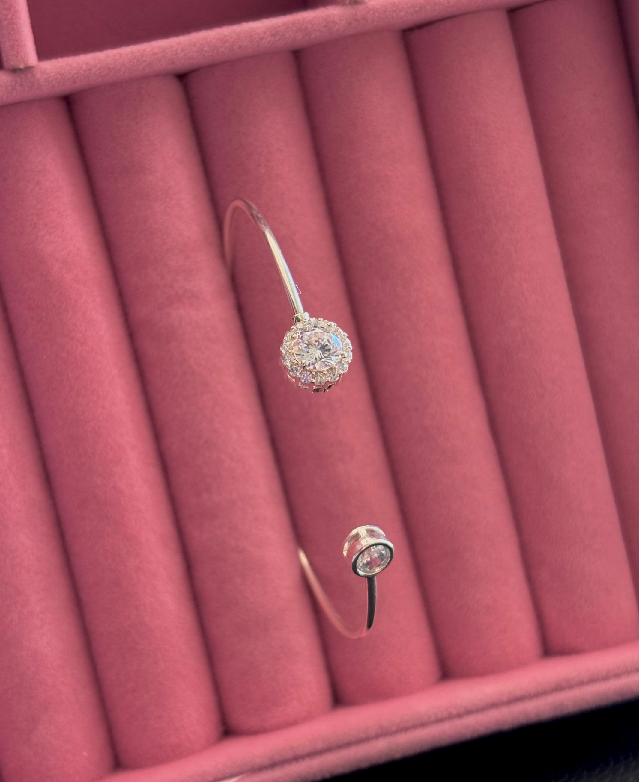 BRACELETE REDONDO GLOW CRISTAL