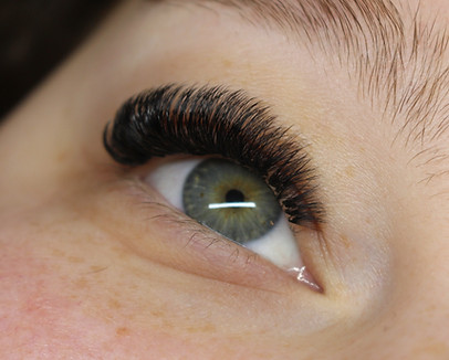 volumes lash set