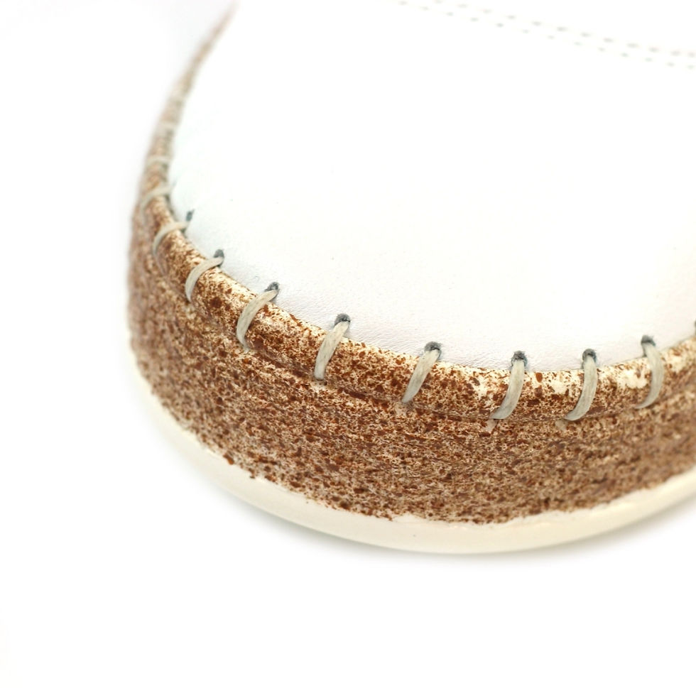 Thumbnail: Lunar Evie plimsoll in white leather