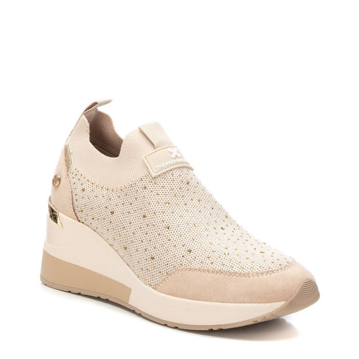 Thumbnail: XTI SARINA KNITTED WEDGE SNEAKER IN GLAM BEIGE 