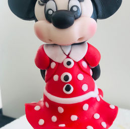 Minnie Mouse staand