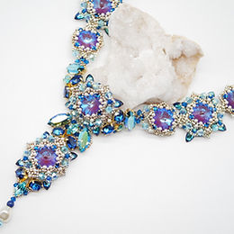 Vicky Roberts - Enchanted - Nov