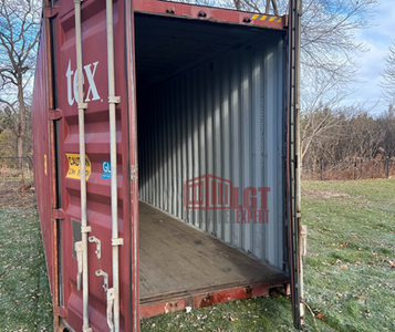 40ft high cube used container in excellent condition, perfect for storage or shipping in Ontario and surrounding areas.