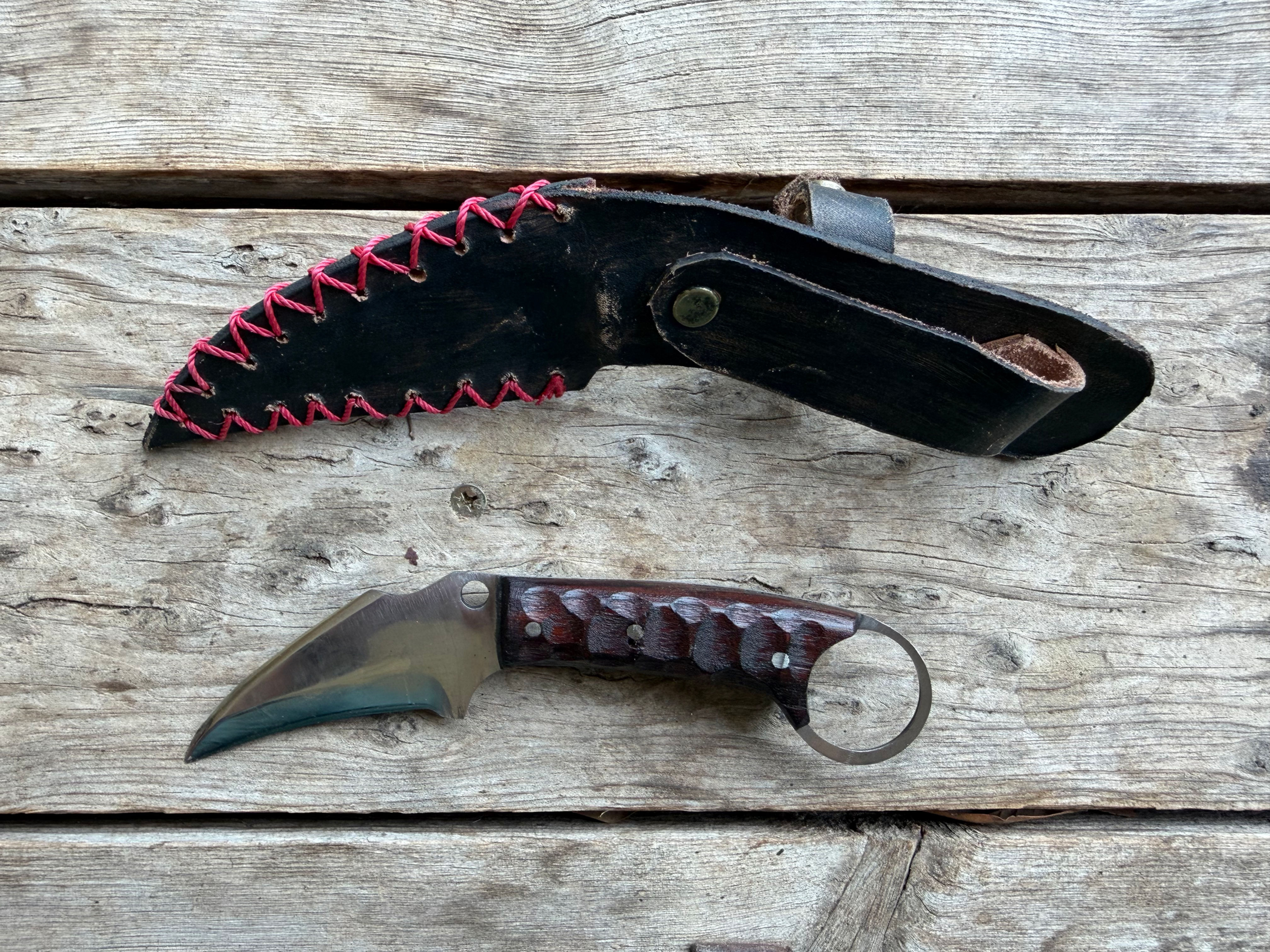 Primitive Karambit 1