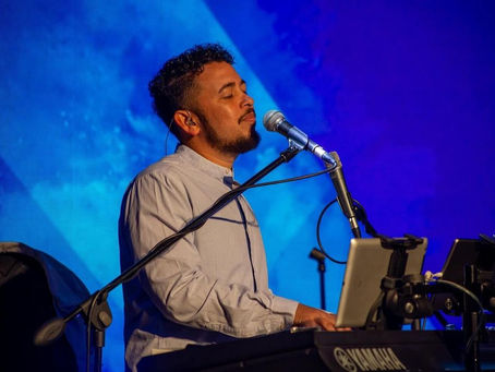 #VocalistOfNote - Ree Morris