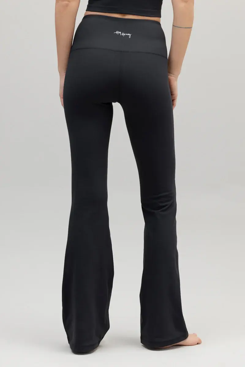 Miniaturbild: HIGH-WAIST FLARED LEGGINGS ALWAYS DRESSED BLACK