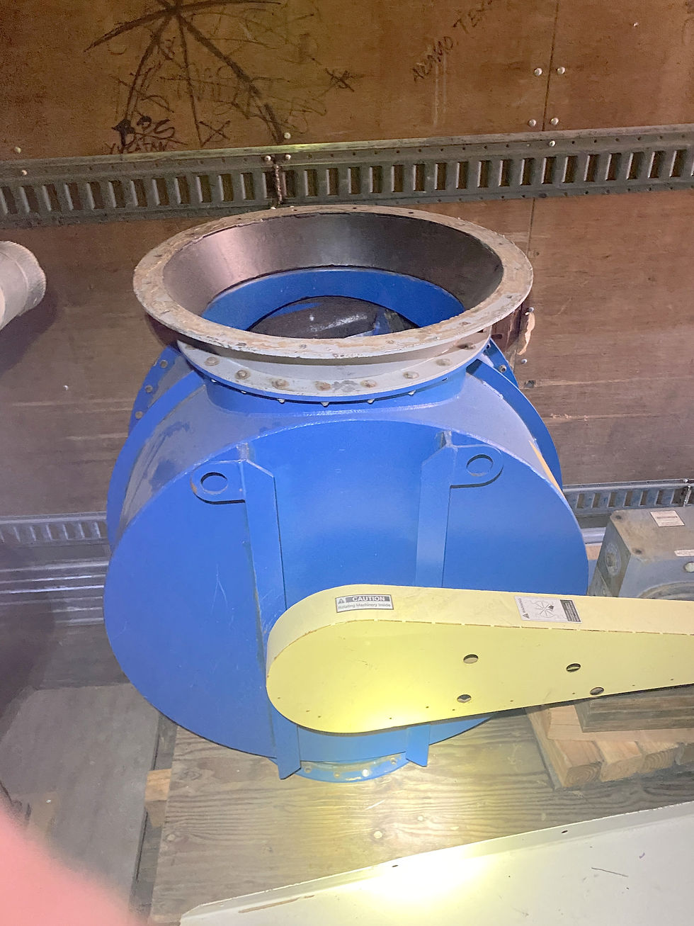 Thumbnail: Donaldson Torit 20 AN rotary valve,  used 20” airlock  Rubber tip feeder valve