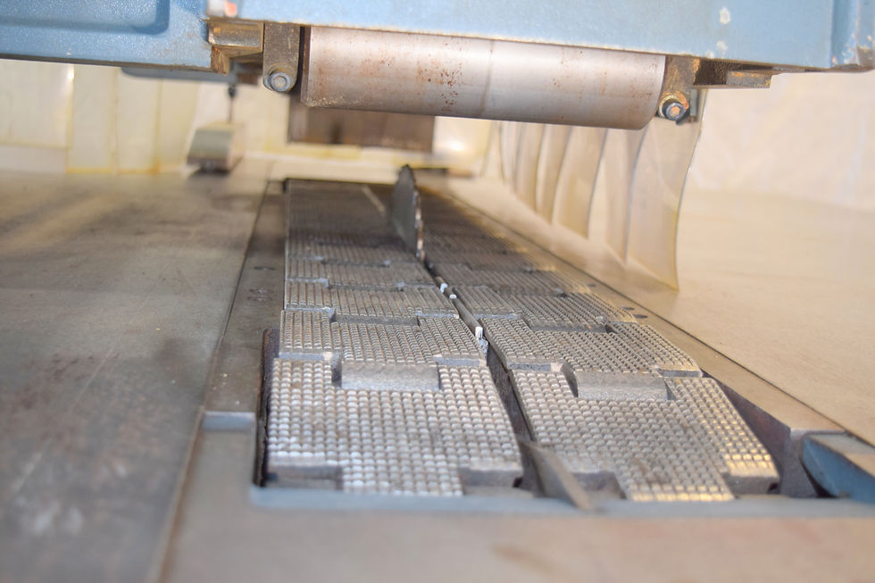 Thumbnail: DIEHL SL52  STRAIGHT LINE RIP SAW, 4 1/2" thickness capacity