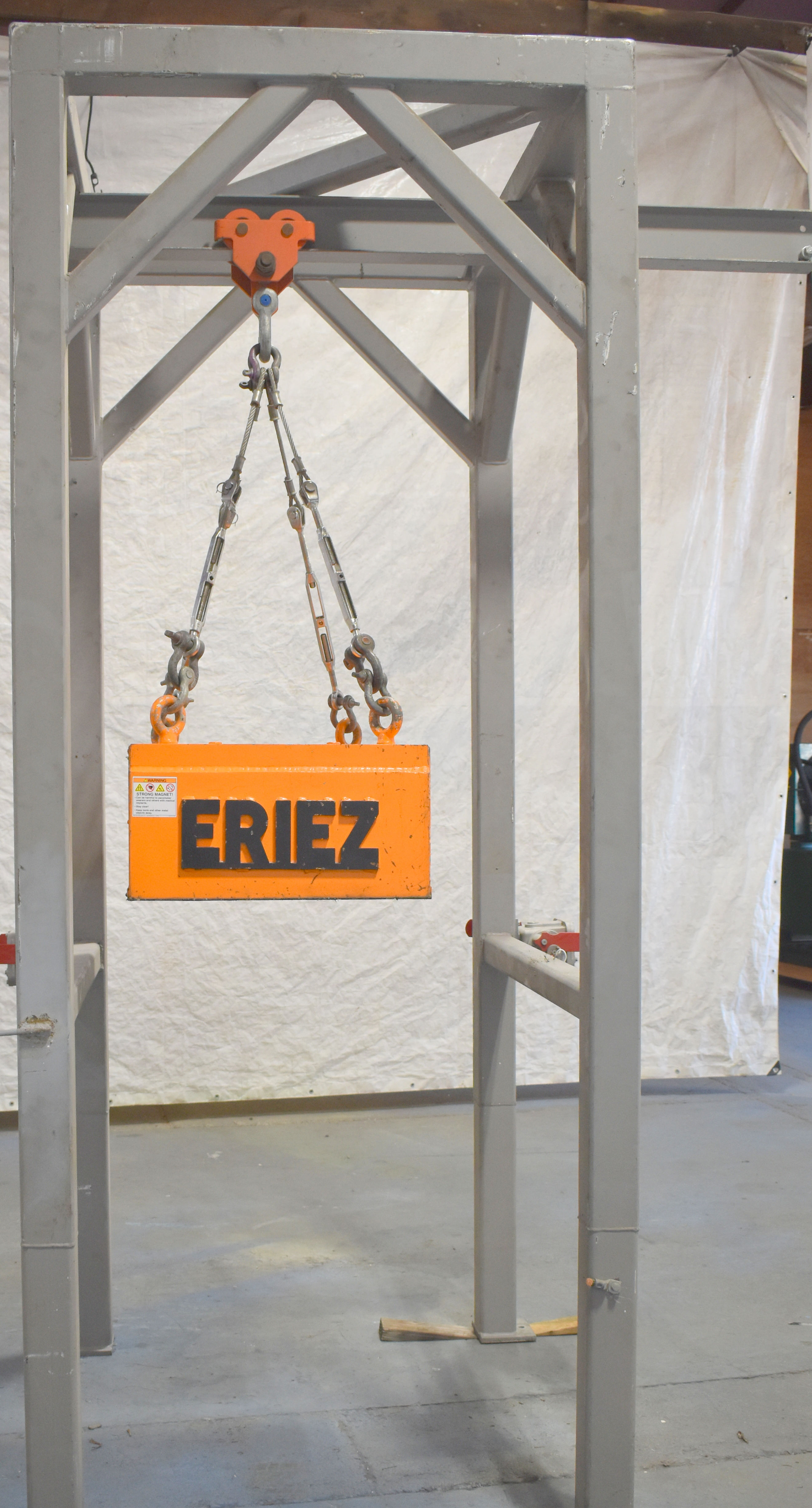 Eriez suspended Permanent Magnet  Manual Cleaning Magnet model SP-6424-style MC