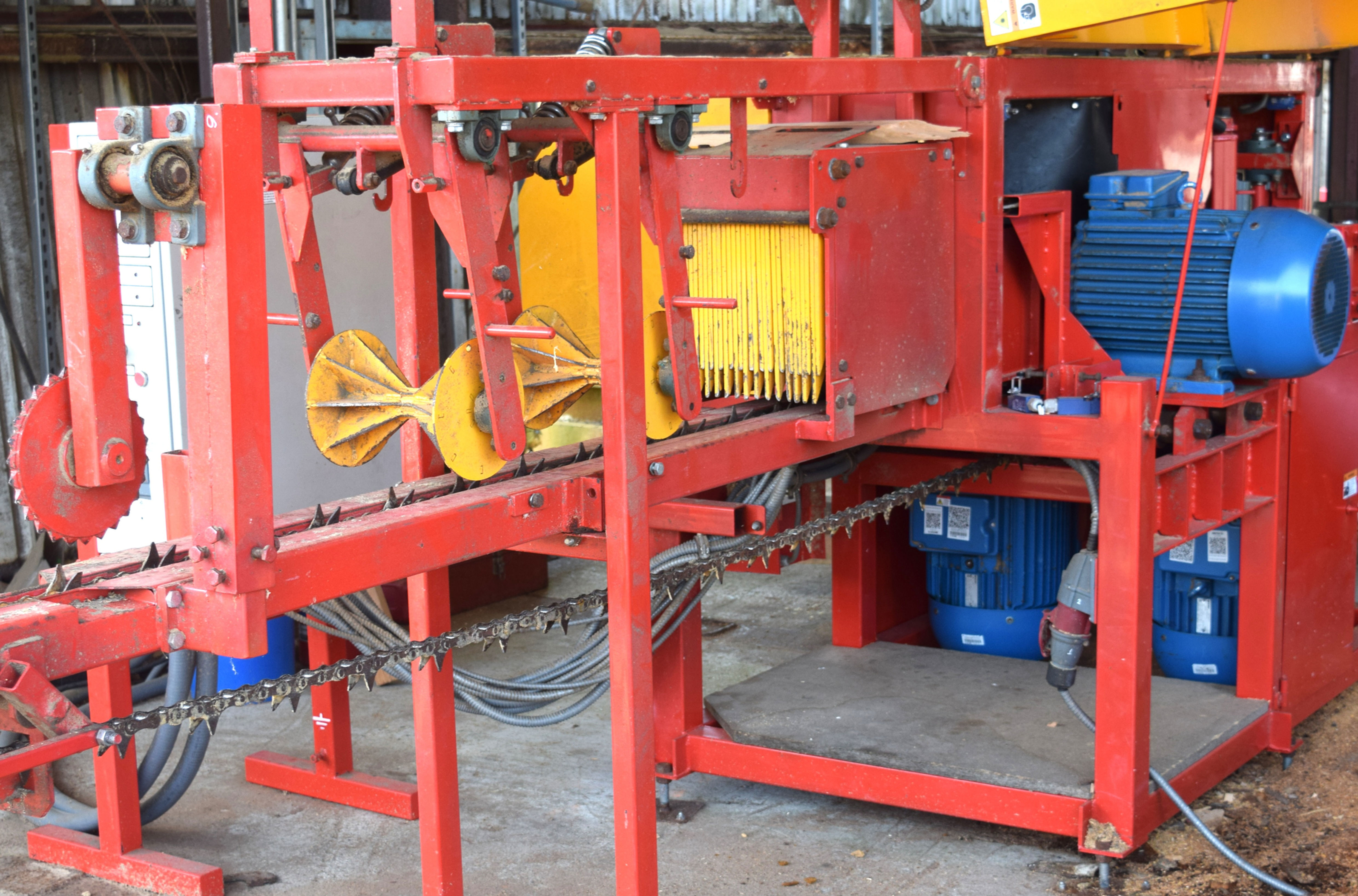 WOOD-LANDIA, LOG RIPPER -200X, Single Pass Scragg/Scraggers,