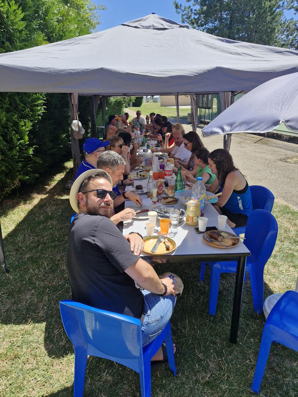 Le barbecue de fin de saison à l'AS du Tertre