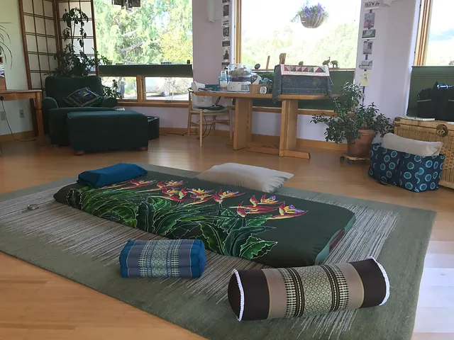 Thai Massage Handsanja Massage And Bodywork Therapies