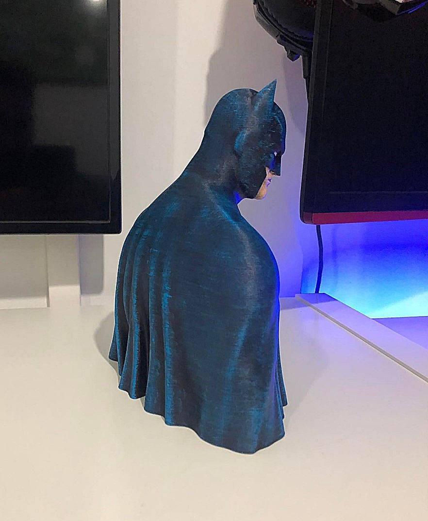 Küçük resim: Batman Anthology Boyalı Büst 12 Cm