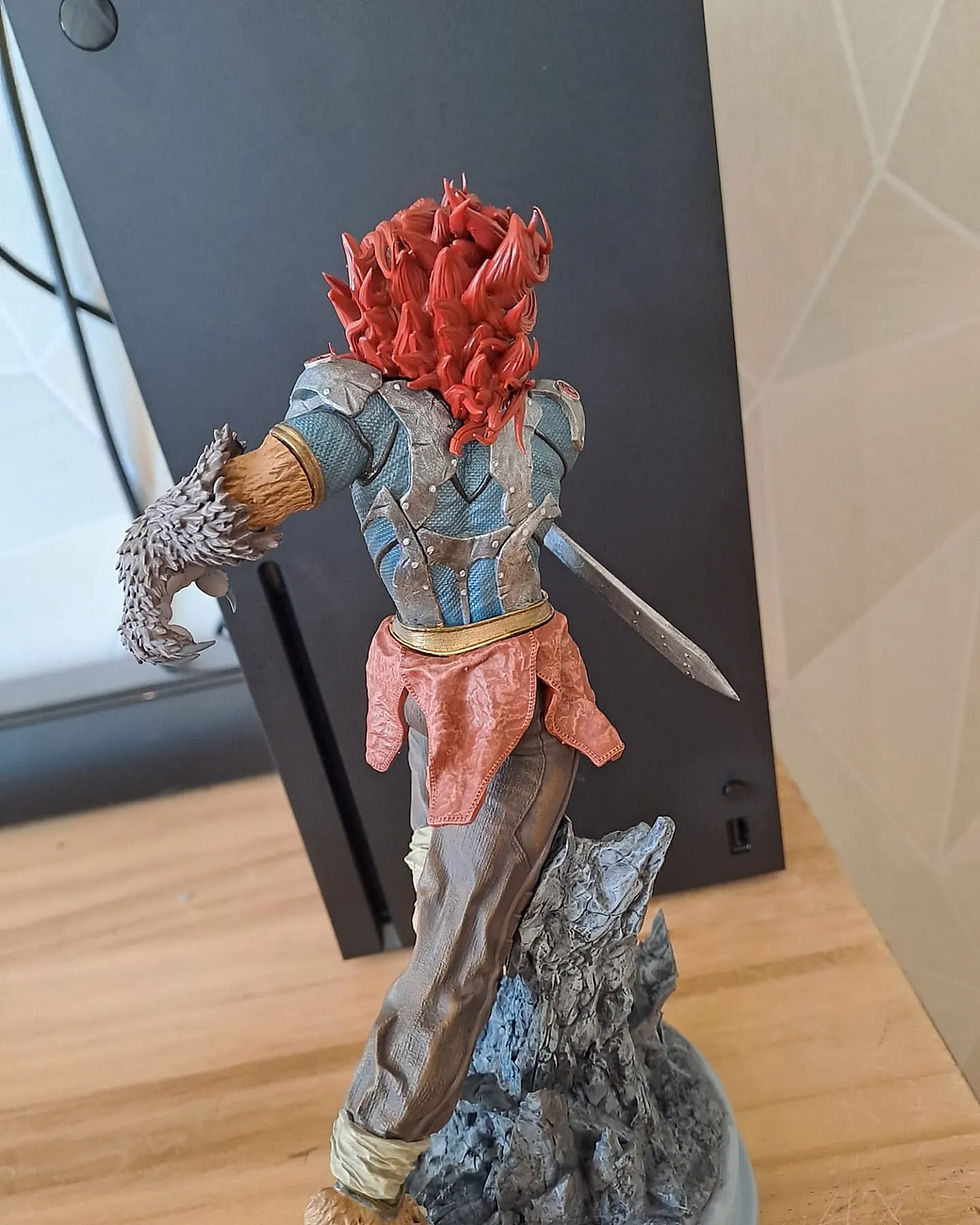 Küçük resim: Thundercats Lion O Ölümcül Pençe Boyalı Figür 25 CM (Büyük Boy)