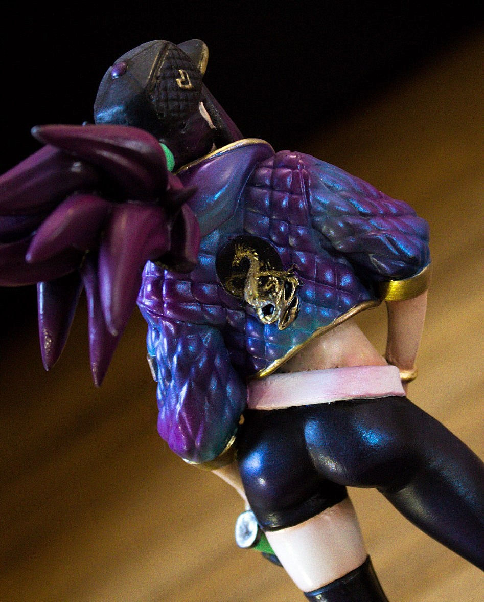 Küçük resim: Kda Akali Boyalı Figür 20 Cm (Büyük Boy)