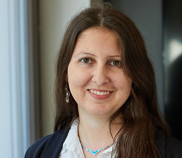 Xenia_Dolf (1)_edited.jpg