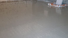 Quelque part dans les corbières, nous avons coulé 150m² de ravoirage.