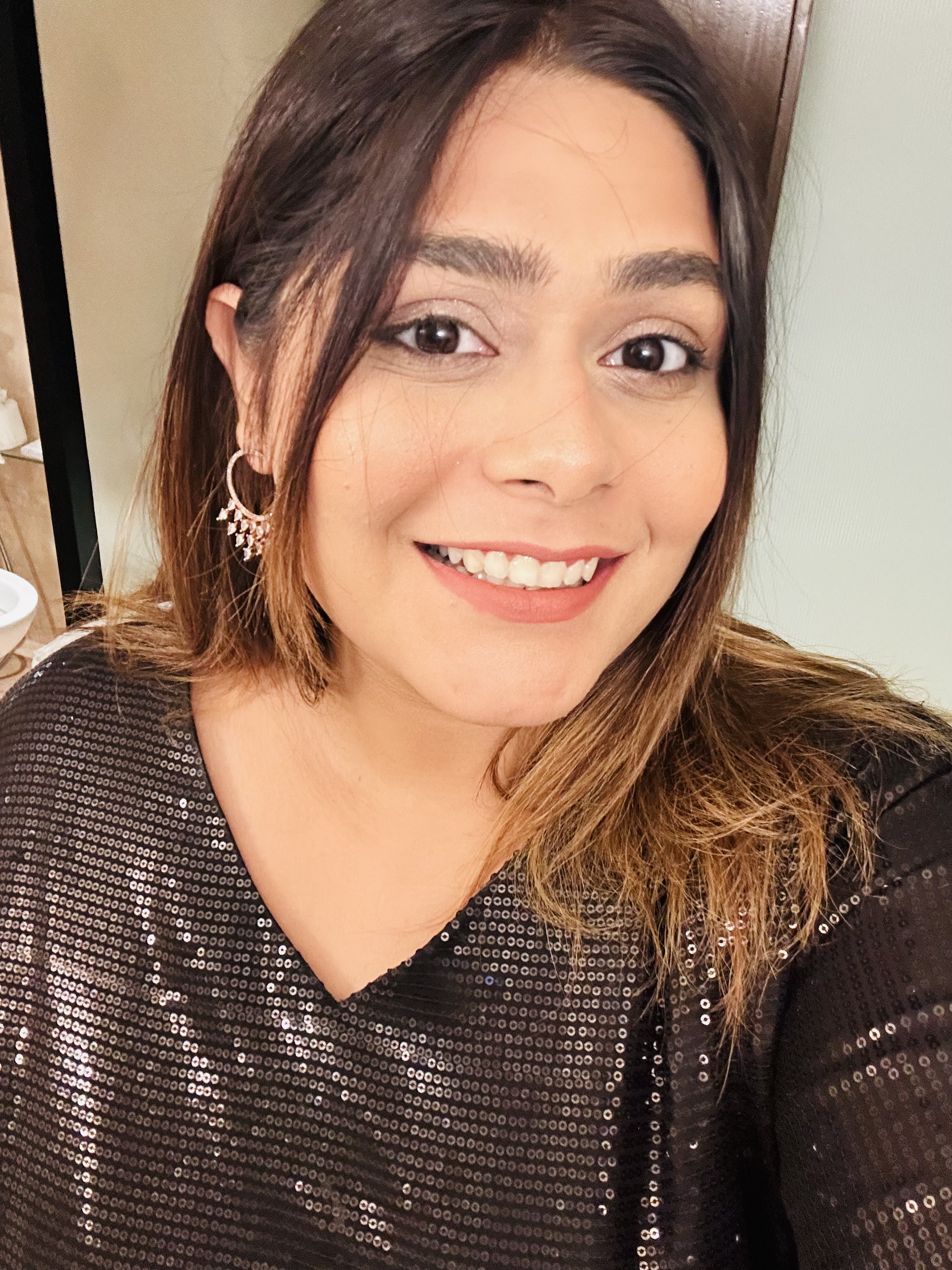 Disha Nandwani - Personal Stylist in Surat