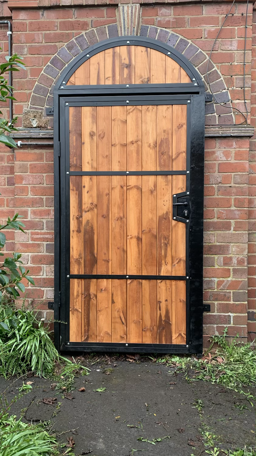 Miniatura: Pedestrian gate 