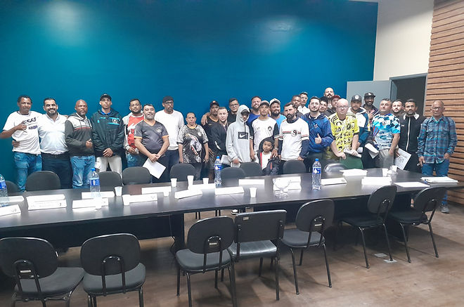 Representantes dos clubes da 3º Divisão do Futebol Amador de Campo Limpo Paulista 2025