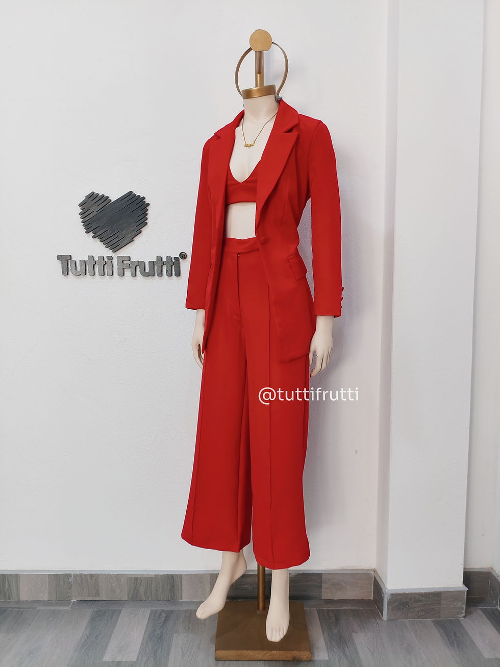 Miniatura: OUTFIT ALONDRA