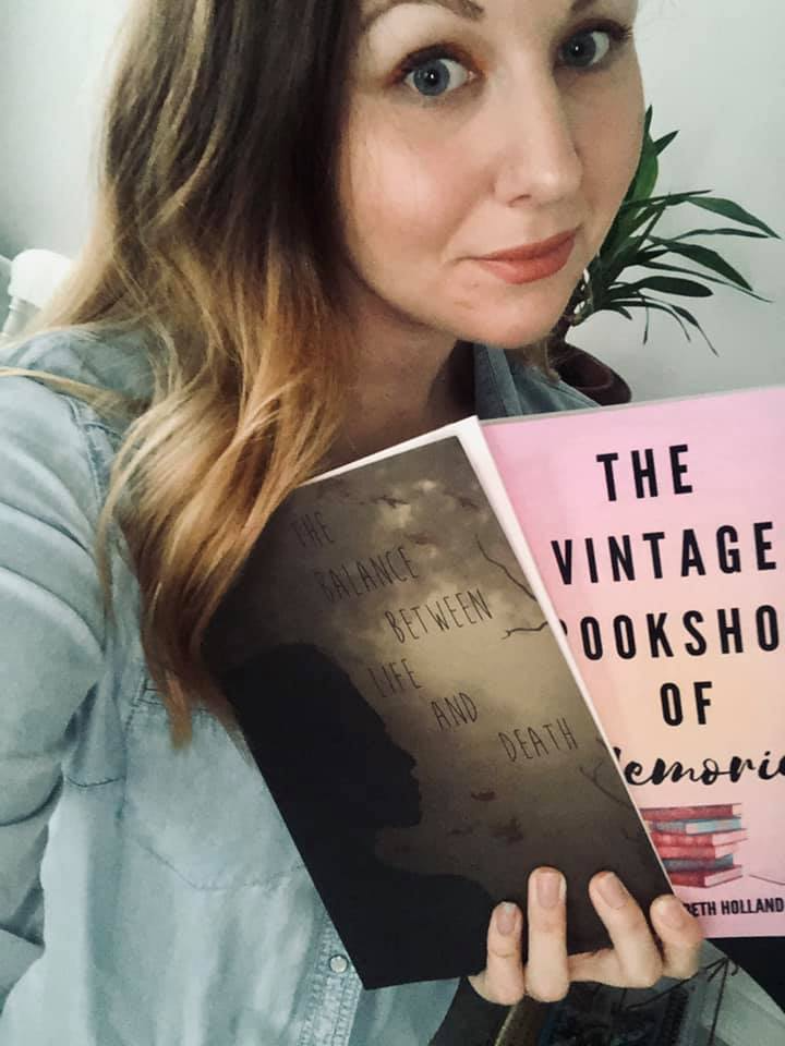 Interview With Author Elizabeth Holland