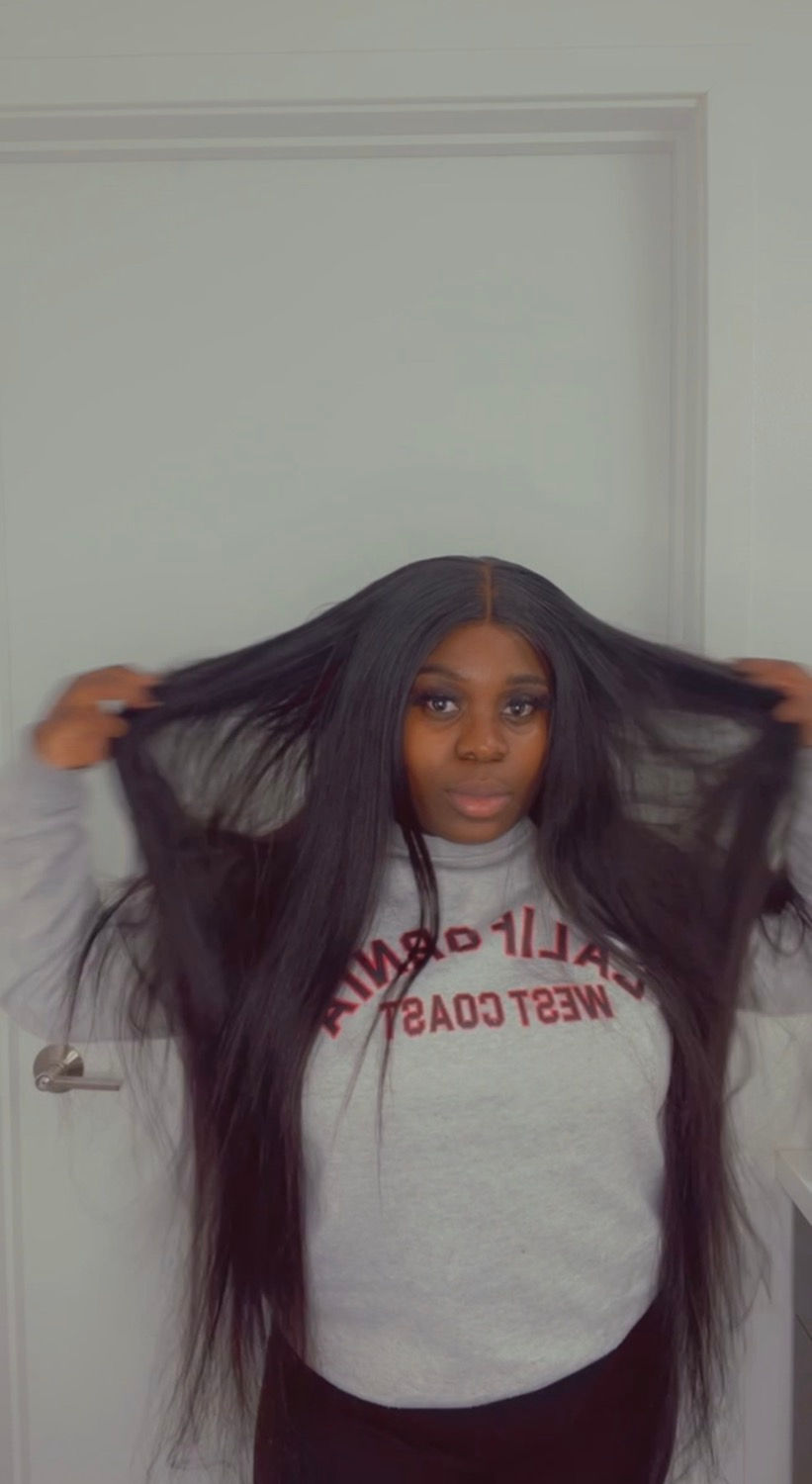 Thumbnail: Bone Straight Wig