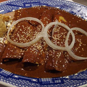 Enchiladas de mole